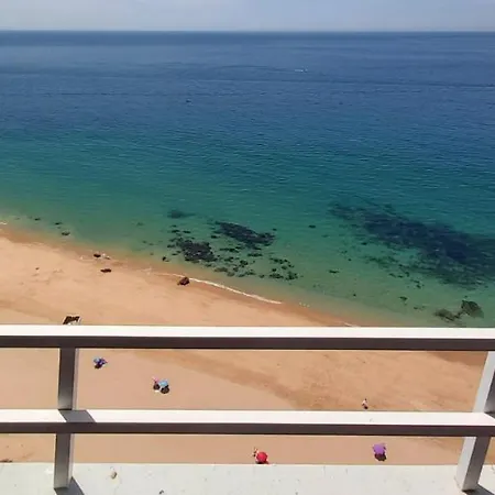 Blue Lighthouse דירה