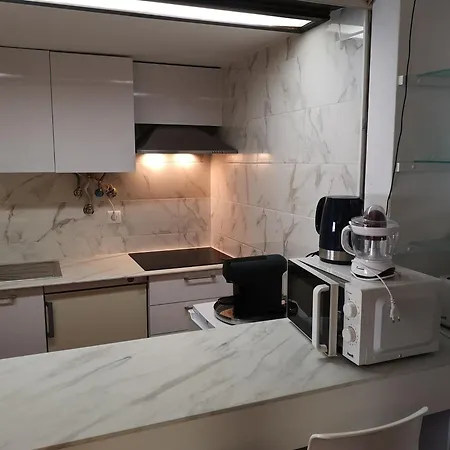 Blue Lighthouse ססימברה