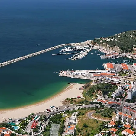 Blue Lighthouse Apartment Sesimbra