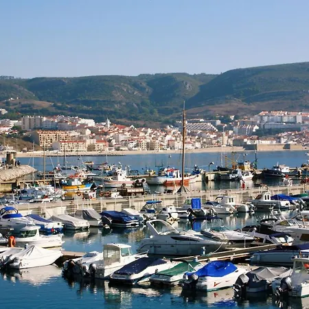 Daire Blue Lighthouse Sesimbra