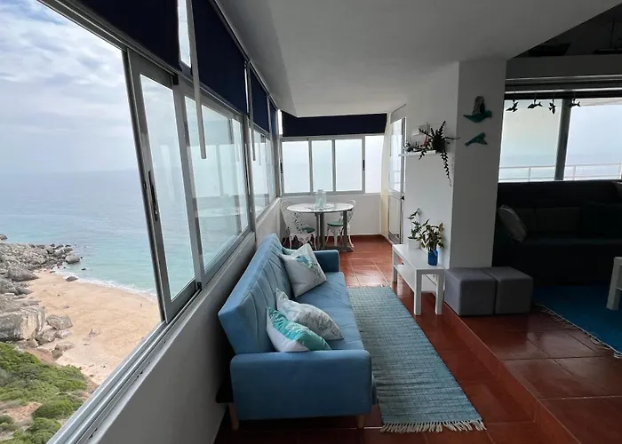 Blue Lighthouse Σεσίμπρα